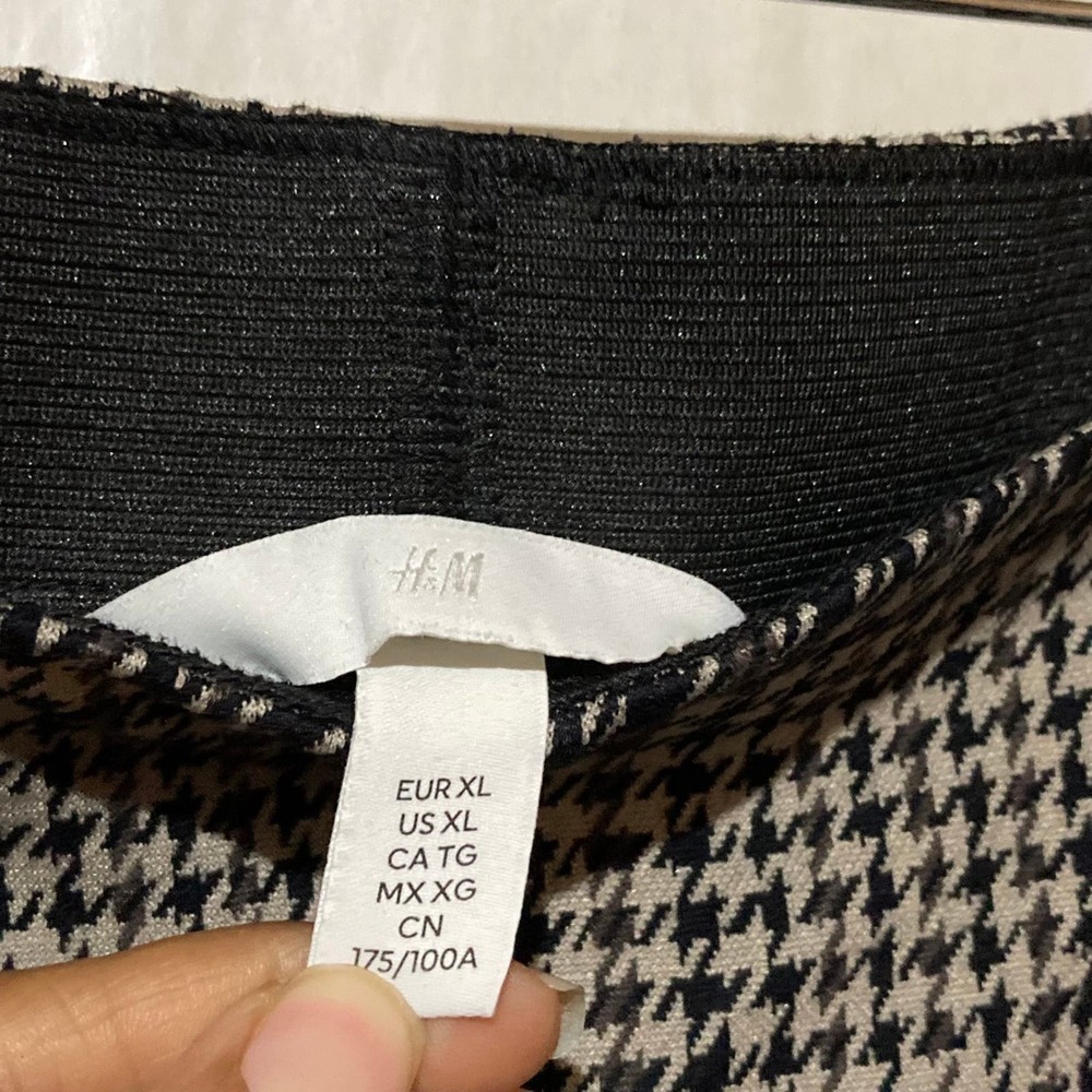 H&M Women’s Waist Houndstooth Pants Size XL‎ Black Tan - Picture 4 of 8